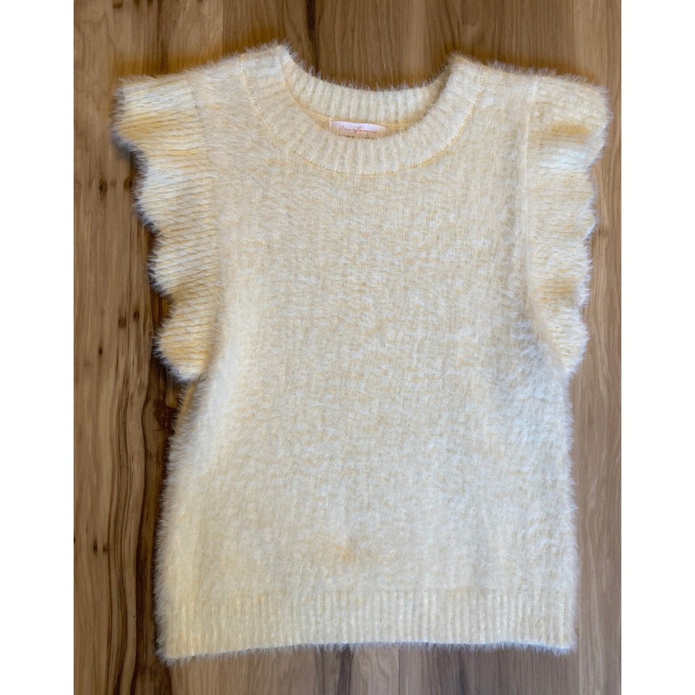 Ces Femme Cream Fuzzy Eyelash Knit Ruffle Sleeve Sweater Vest TIC13026 Small
